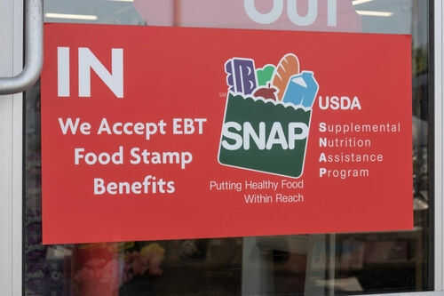 EBT SNAP benefits accepted here sign on door