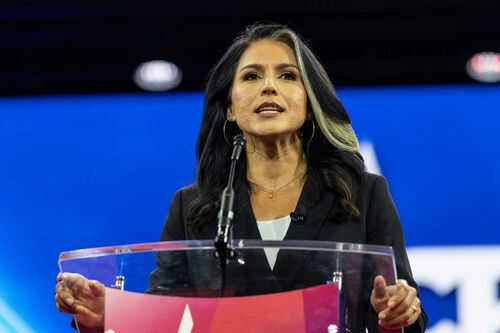 2429017395 Person speaking at a podium during an event.