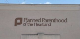 Planned Parenthood cuts Iowa City clinic amid funding struggles
