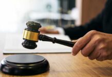Judge Slams Re-Do Bid – 35 Years Stays Judge's hand holding a gavel over a sound block