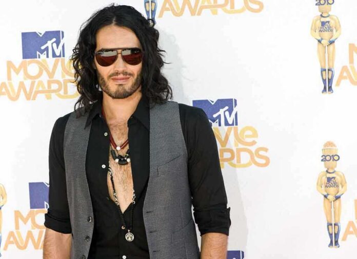 shutterstock_54696271 Russell Brand on the red carpet at an awards event